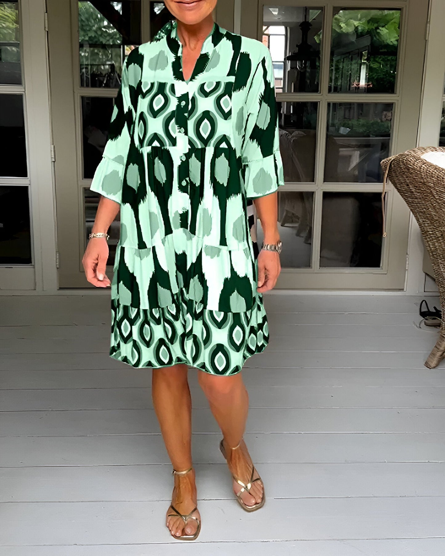 Zahara - Elegant Midi Dress