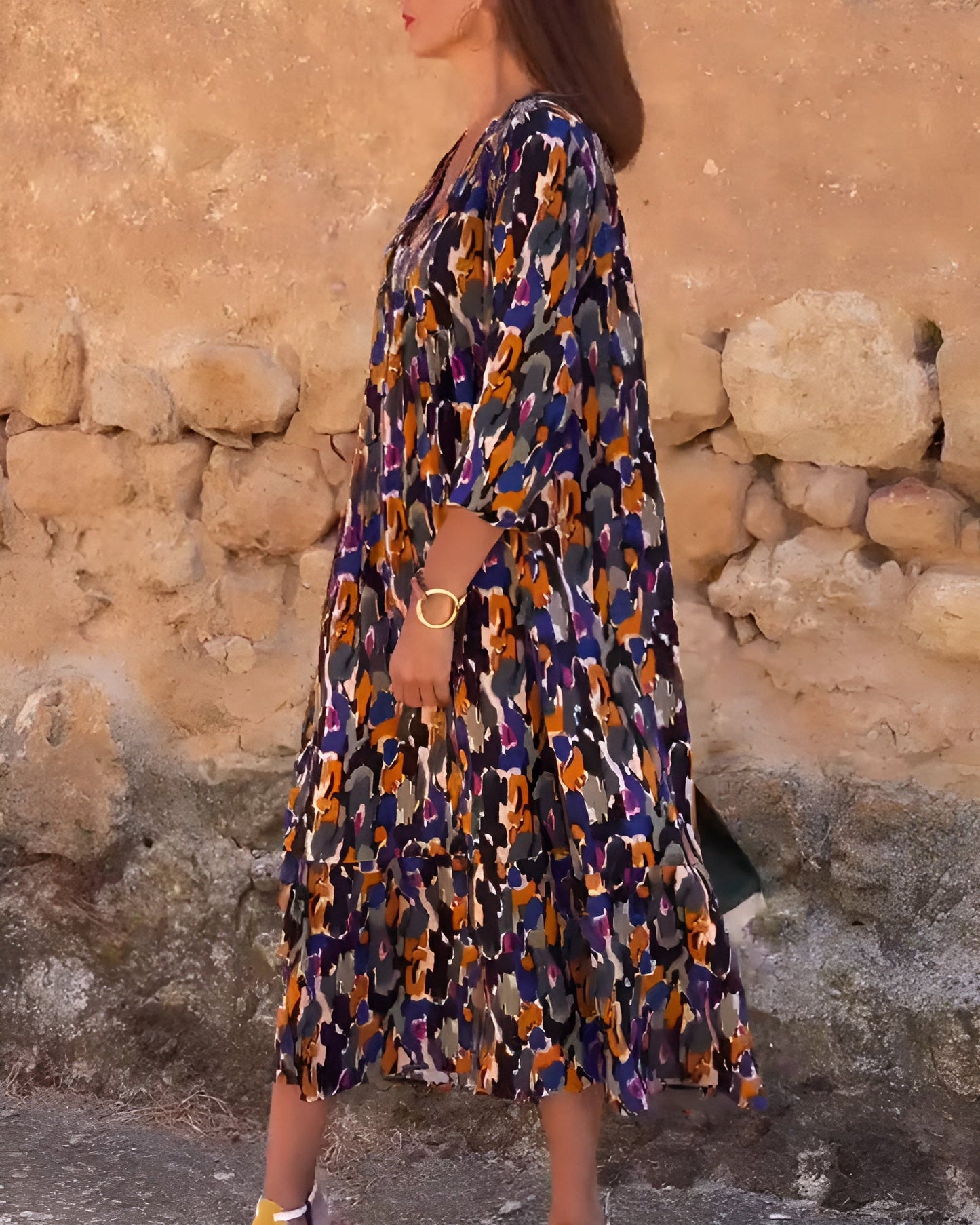 Angeli | Retro Print V-Neck Dress