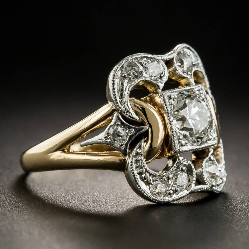Vintage gold ring with zirconia