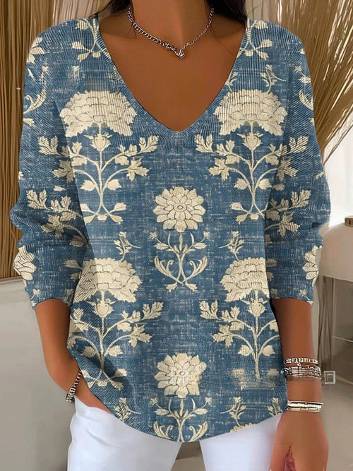 Aurora | Elegant V-Neck Knit Top