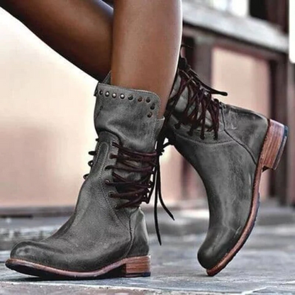 Tana – Classic Elegance Vintage Boots