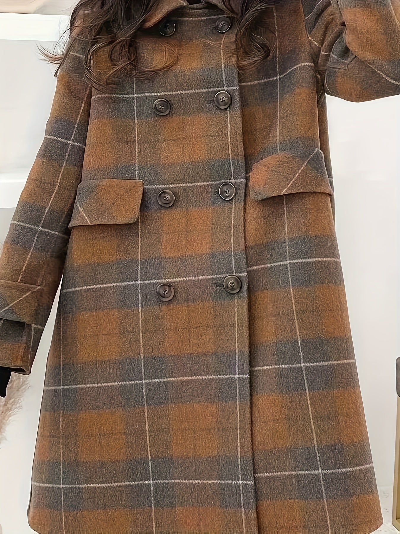 Miah – Tartan Tweed Coat