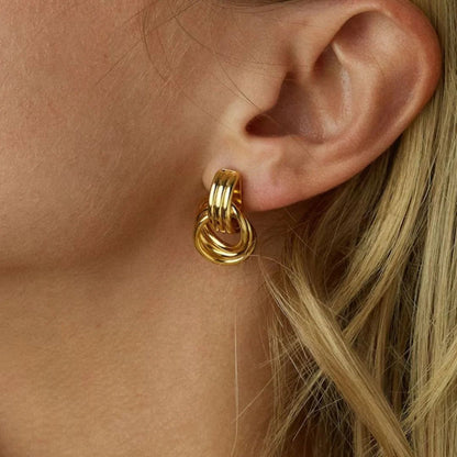 Elisabetta Hoop Earrings