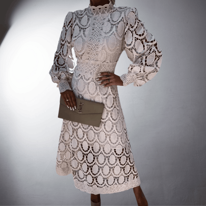 Léontine | Exquisite Lace Maxi Dress