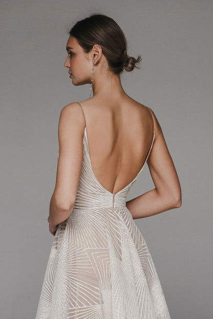 Janna - Classic Elegance