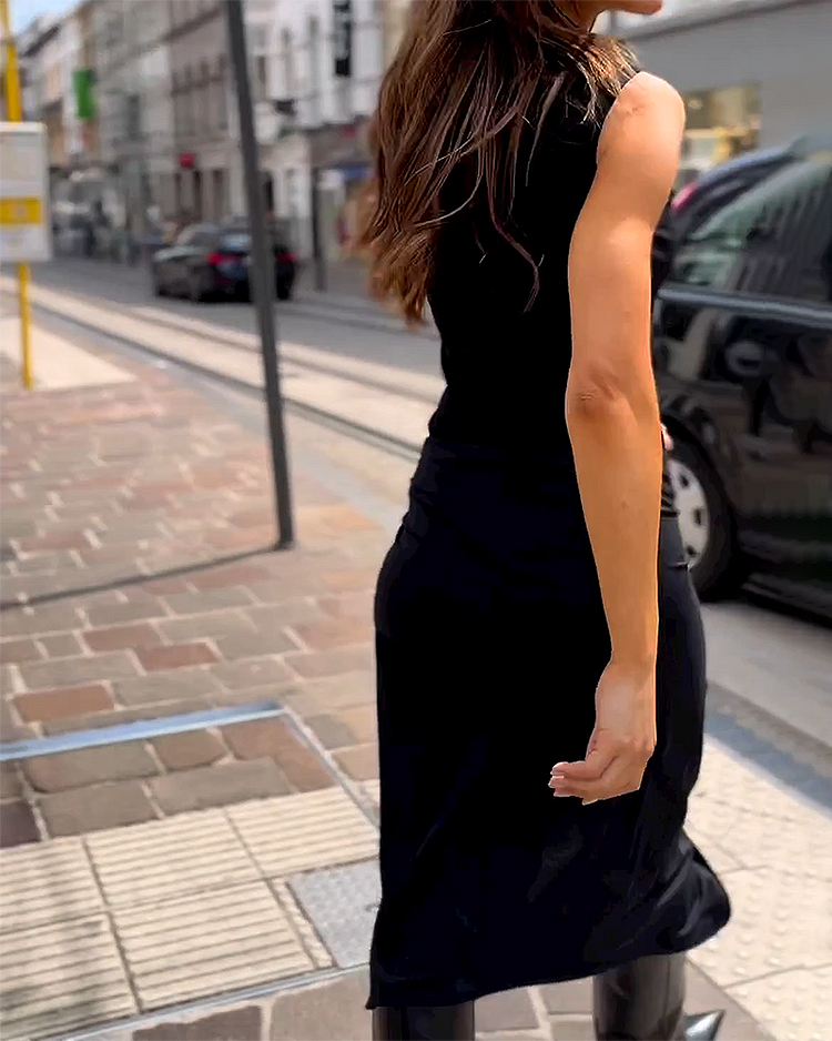 Alessia™ - Sleek Knotted Midi Dress