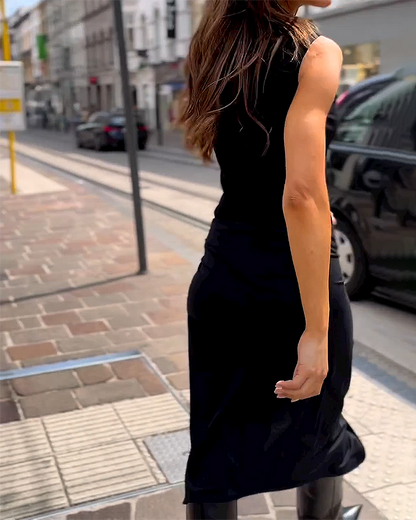 Alessia™ - Sleek Knotted Midi Dress