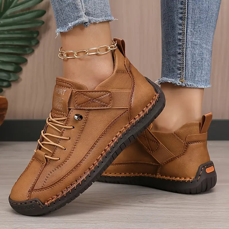 Mia | Everyday Sneakers
