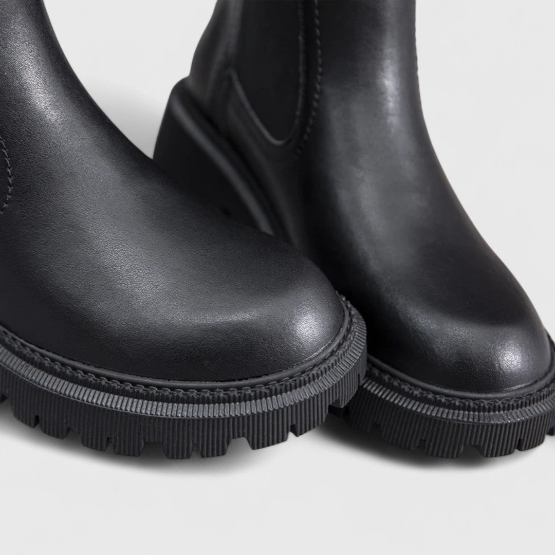 Grae - Elegant Comfort Boots