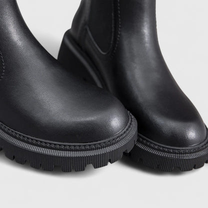 Grae - Elegant Comfort Boots