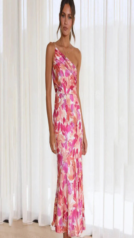 Liza - One-Shoulder Elegance