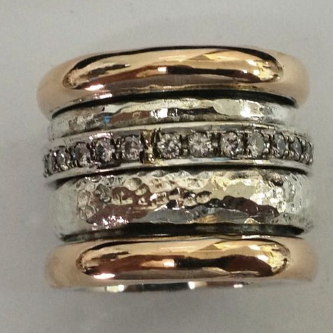 Thick Gold Vintage Ring