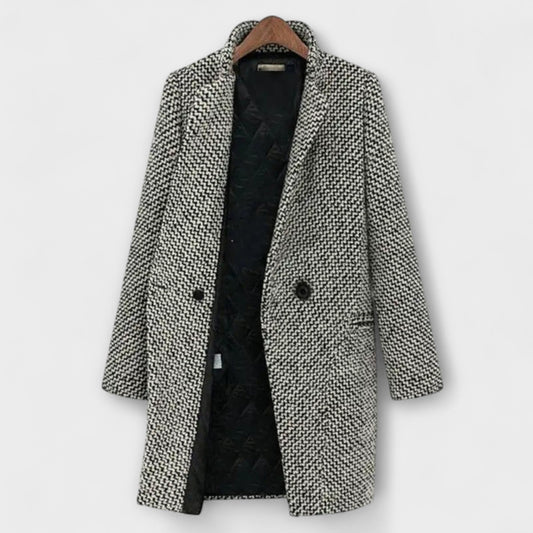 Aniette – Timeless Heritage Houndstooth Coat