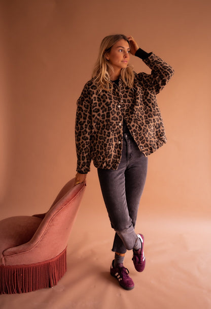 Nova | Trendy Jacket with Leopard Print