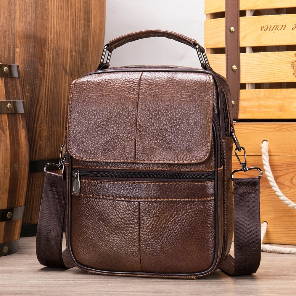 Levi | Sleek Leather Messenger Bag